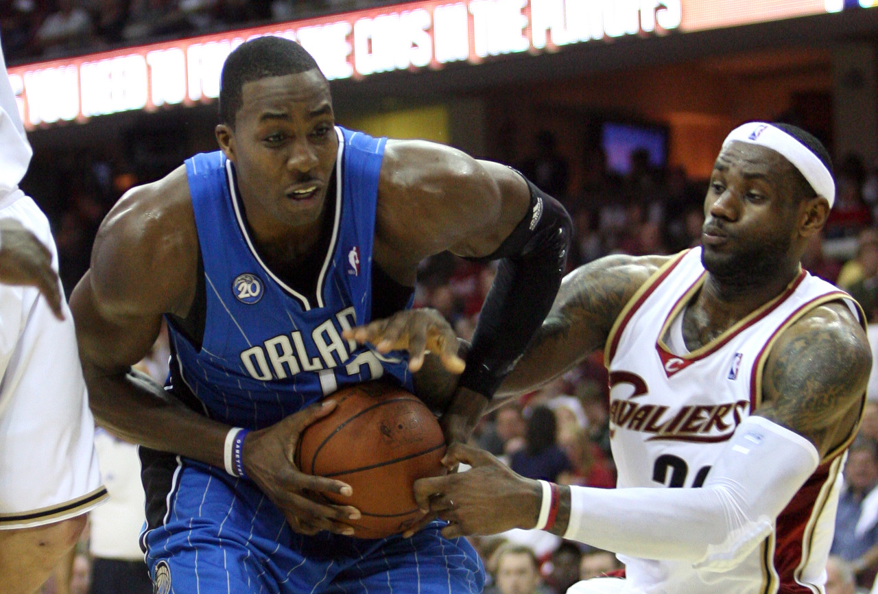 开云体育下载-霍华德防守啥级别？杨毅：弹跳棒 身高&amp;下肢力量对抗纯五号位吃亏